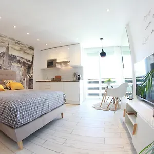  Apartment - New Nordic Style & Sunny